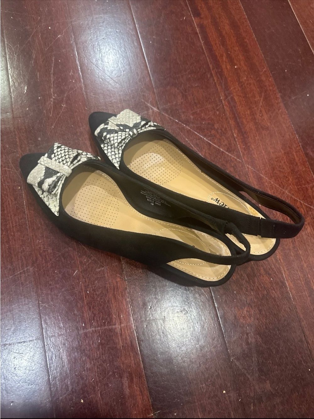 comfortview Black Slingback Flats with Snake-Print Accent - Picture 4 of 7